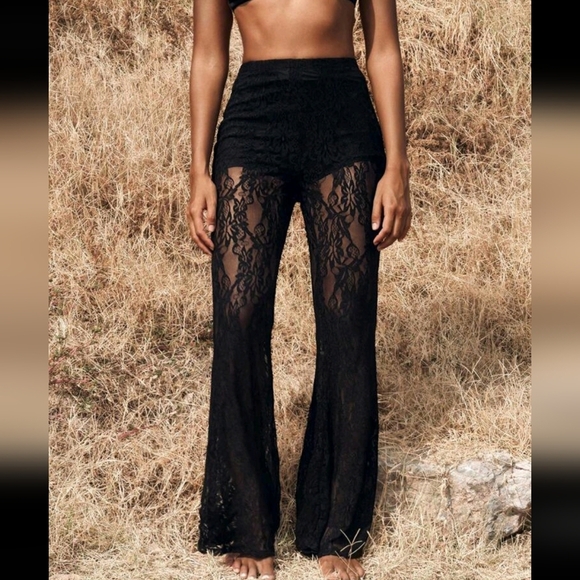 Women's High Waist Flare Lace Knit Vacation Pants - Picture 1 of 4